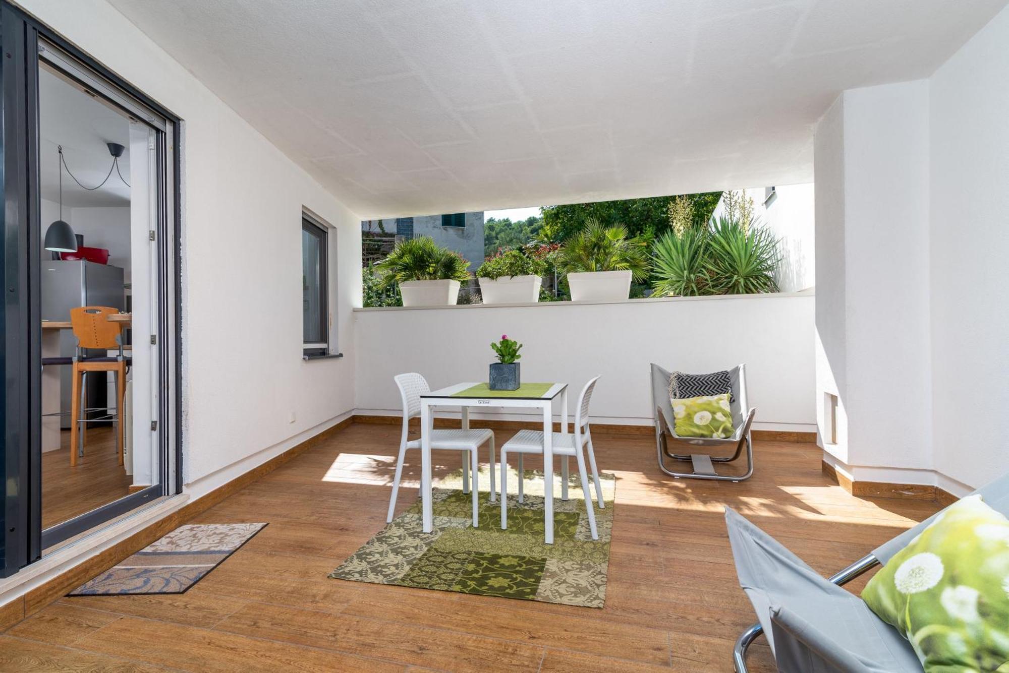 Casa Vita Apartments Slatine Bagian luar foto