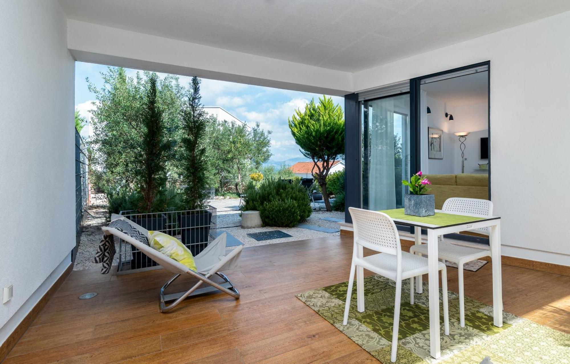 Casa Vita Apartments Slatine Bagian luar foto