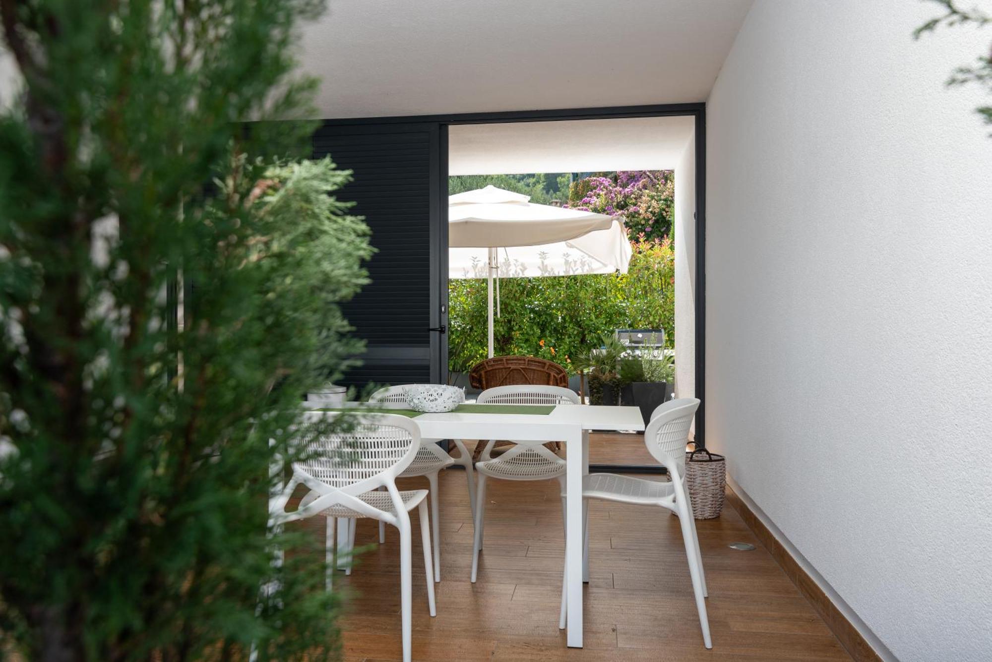 Casa Vita Apartments Slatine Bagian luar foto