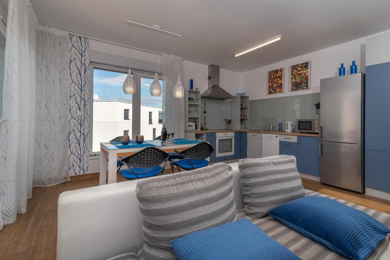 Casa Vita Apartments Slatine Bagian luar foto