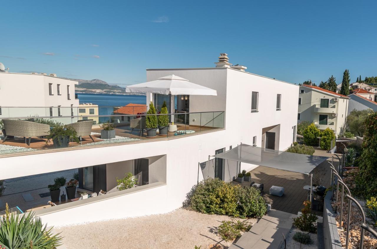 Casa Vita Apartments Slatine Bagian luar foto